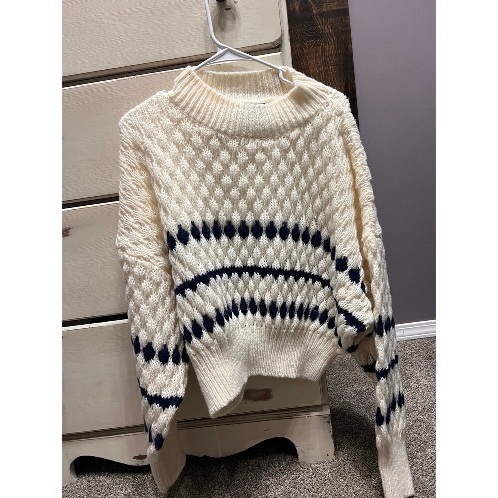 Miou Muse cowl neck sweater size large